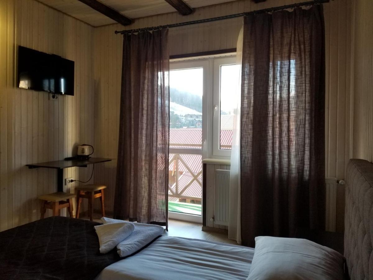 Guest House Mountain Bukovel Eksteriør bilde